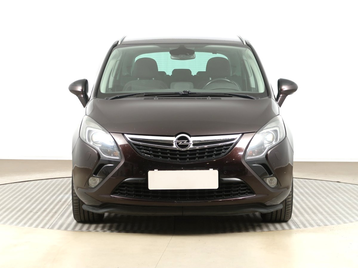 Opel Zafira, 2012 - pohled č. 2