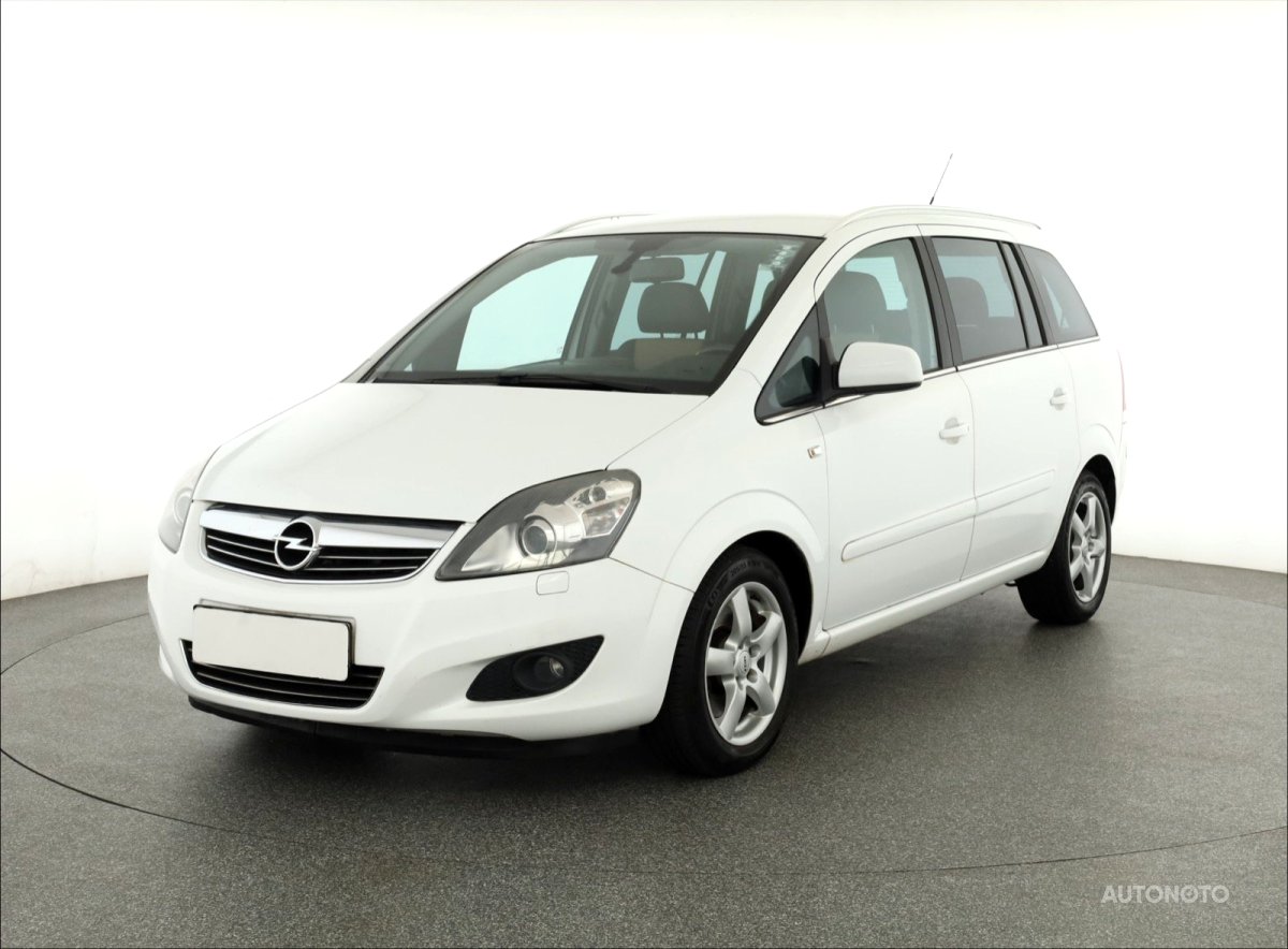 Opel Zafira, 2009 - pohled č. 3