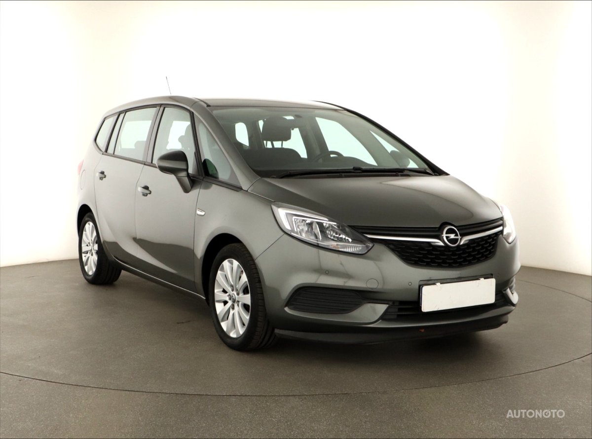 Opel Zafira, 2019 - celkový pohled