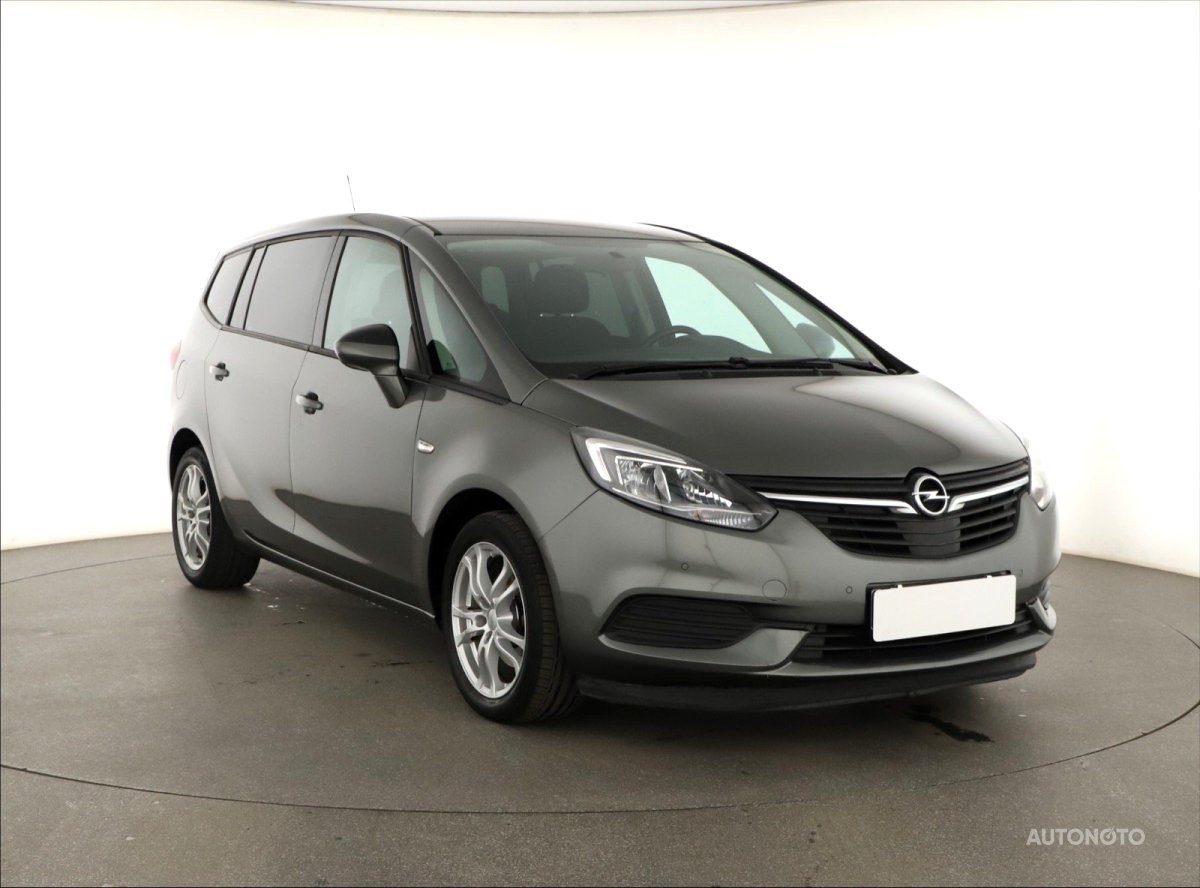 Opel Zafira, 2019 - celkový pohled