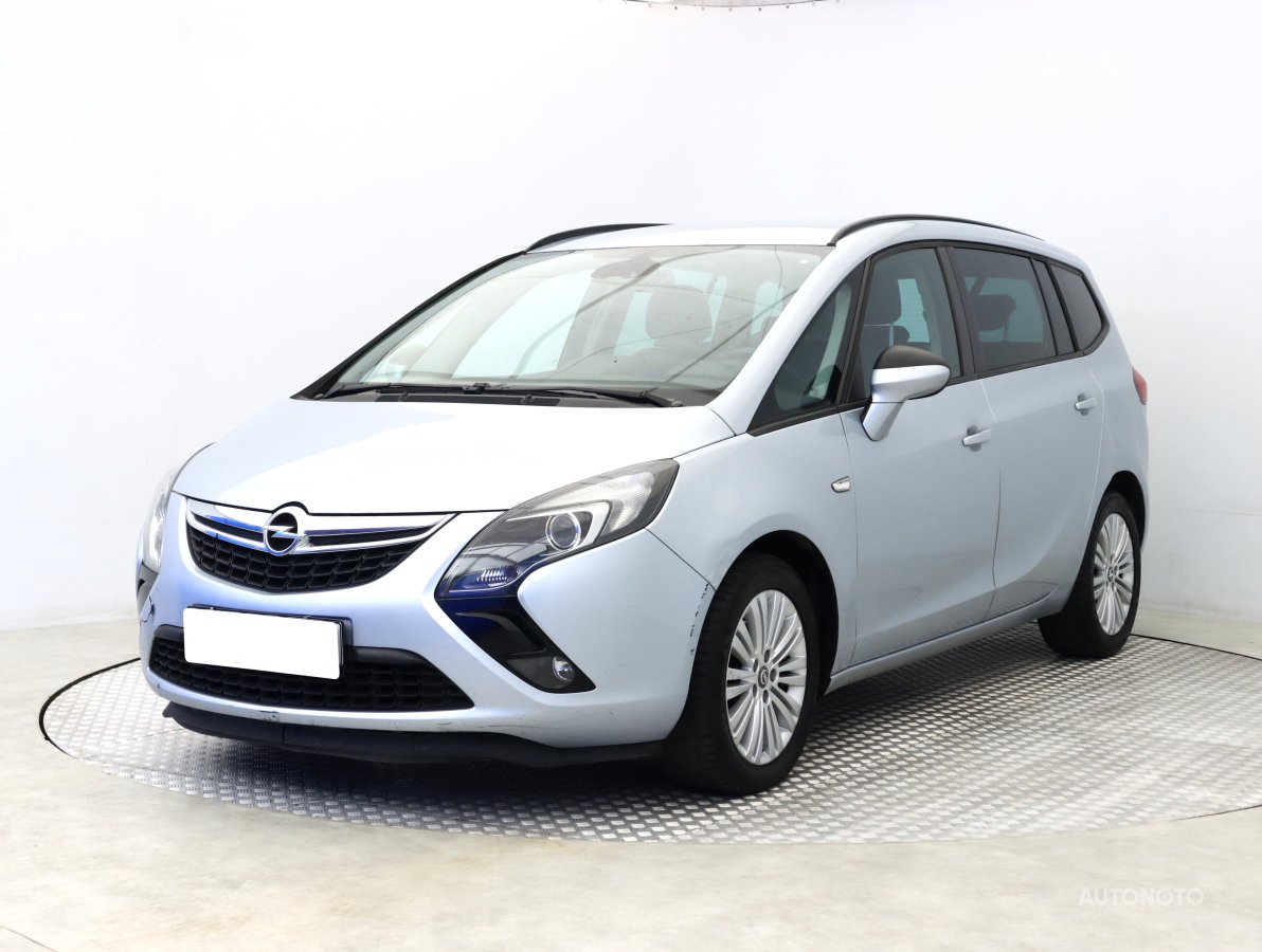 Opel Zafira, 2014 - pohled č. 3