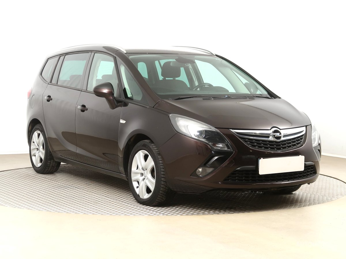 Opel Zafira, 2016 - celkový pohled