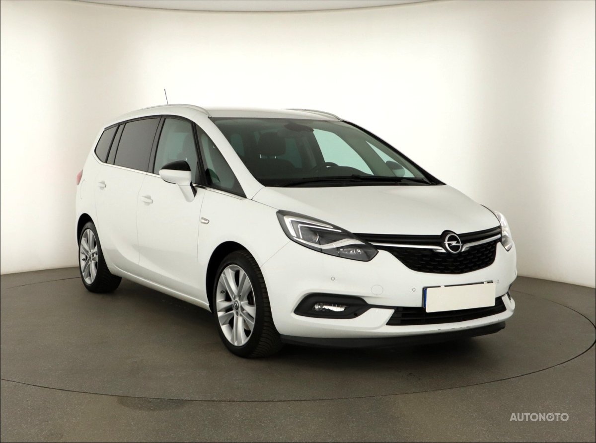 Opel Zafira, 2019 - celkový pohled