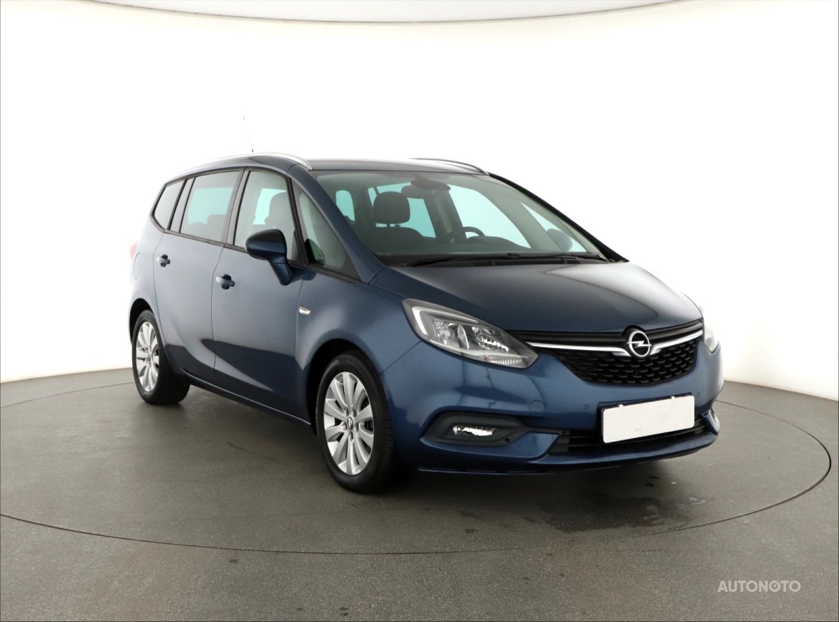 Opel Zafira, 2016 - celkový pohled