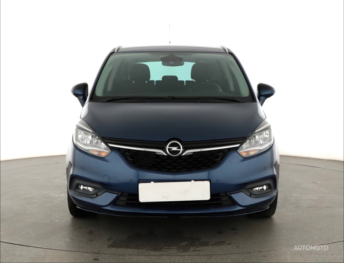 Opel Zafira, 2016 - pohled č. 2