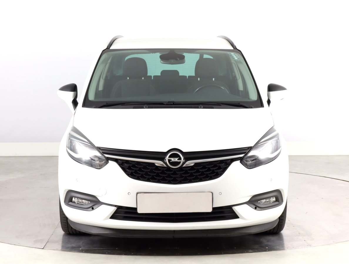 Opel Zafira, 2017 - pohled č. 2