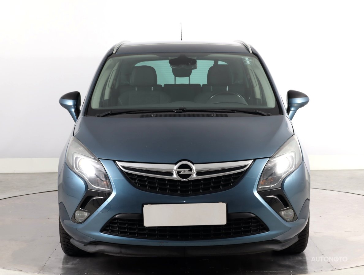 Opel Zafira, 2013 - pohled č. 2