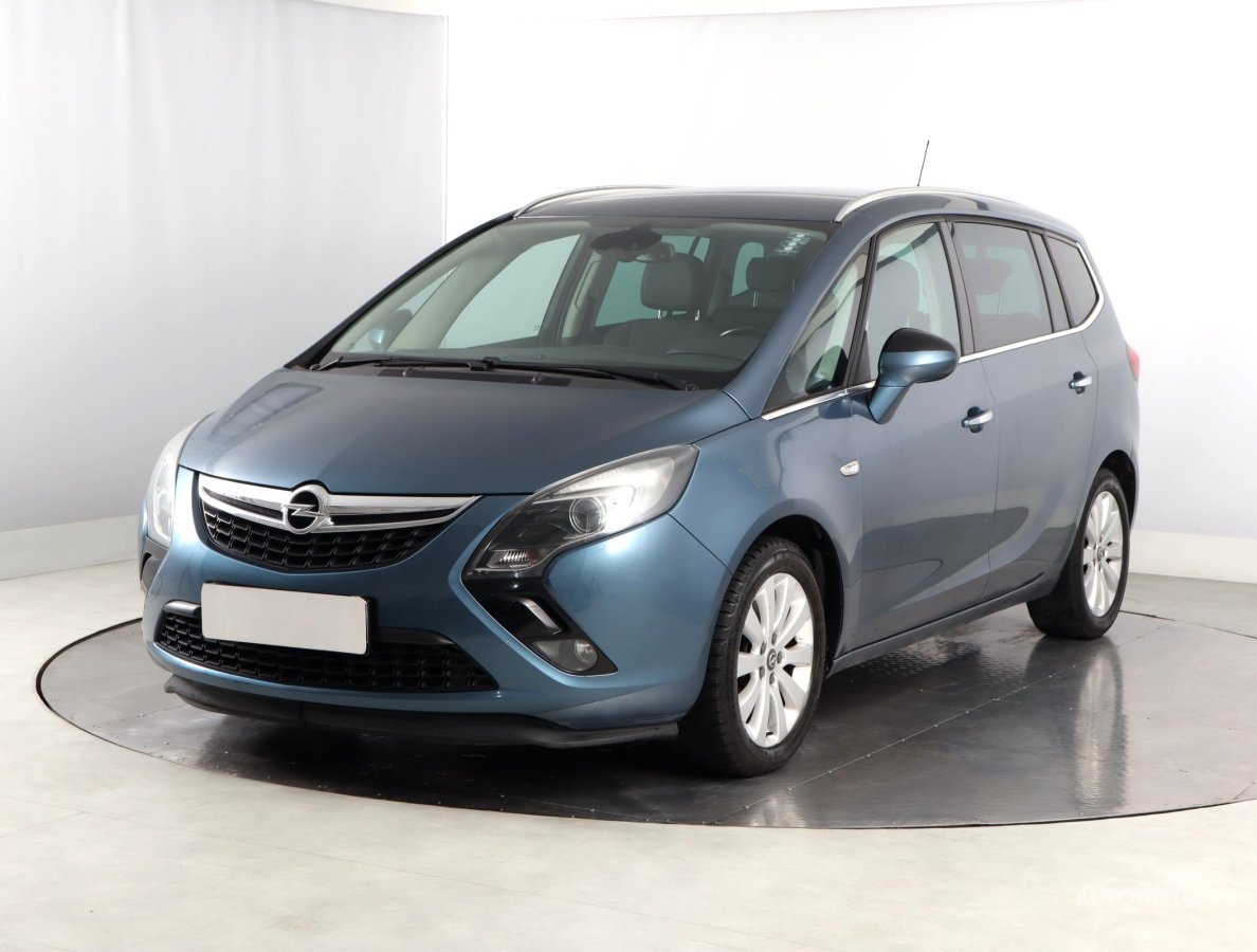 Opel Zafira, 2013 - pohled č. 3