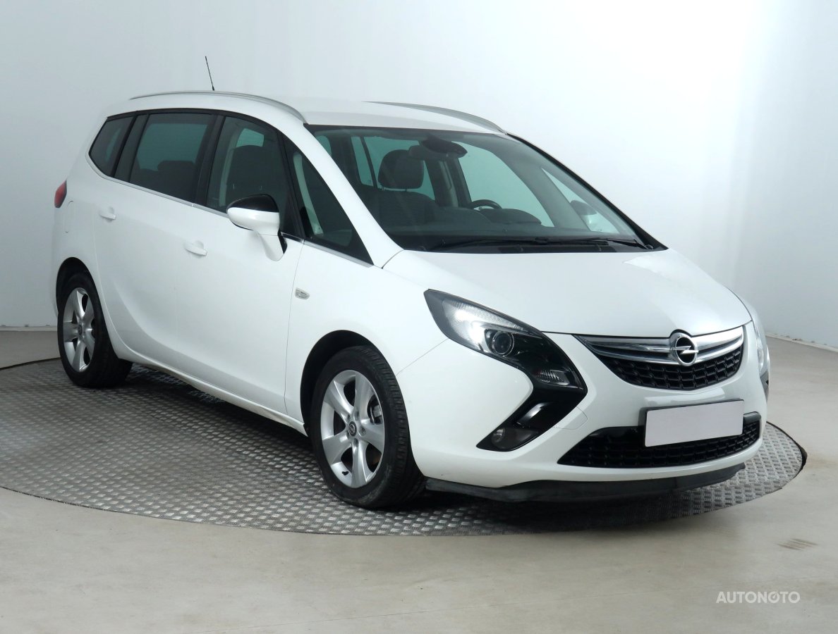 Opel Zafira, 2014 - celkový pohled