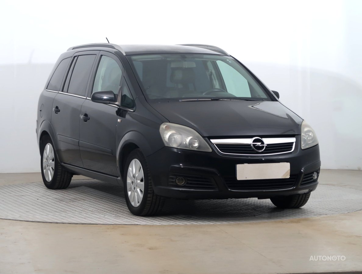 Opel Zafira, 2006 - celkový pohled