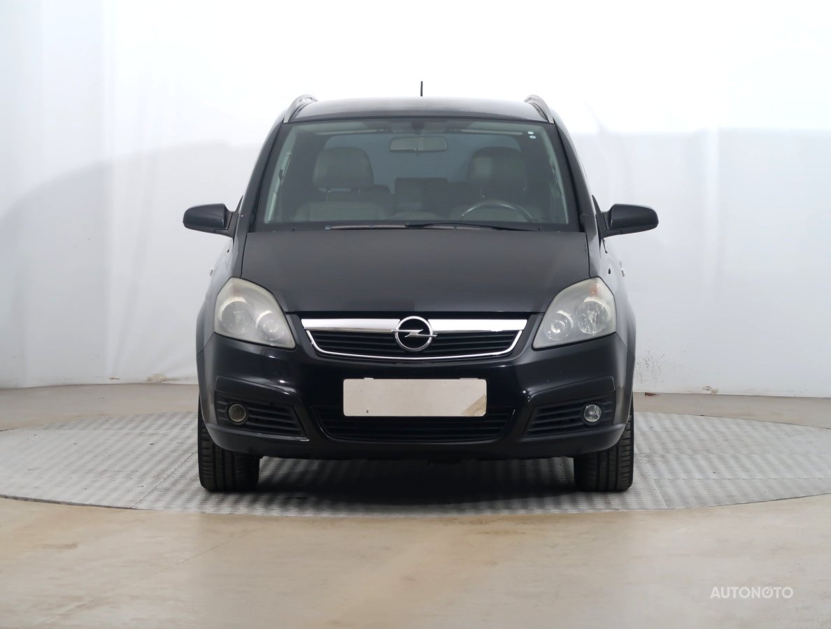Opel Zafira, 2006 - pohled č. 2