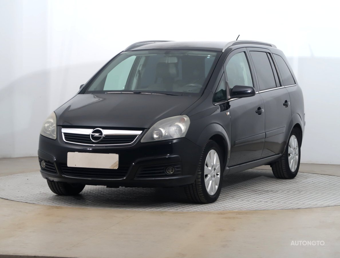 Opel Zafira, 2006 - pohled č. 3
