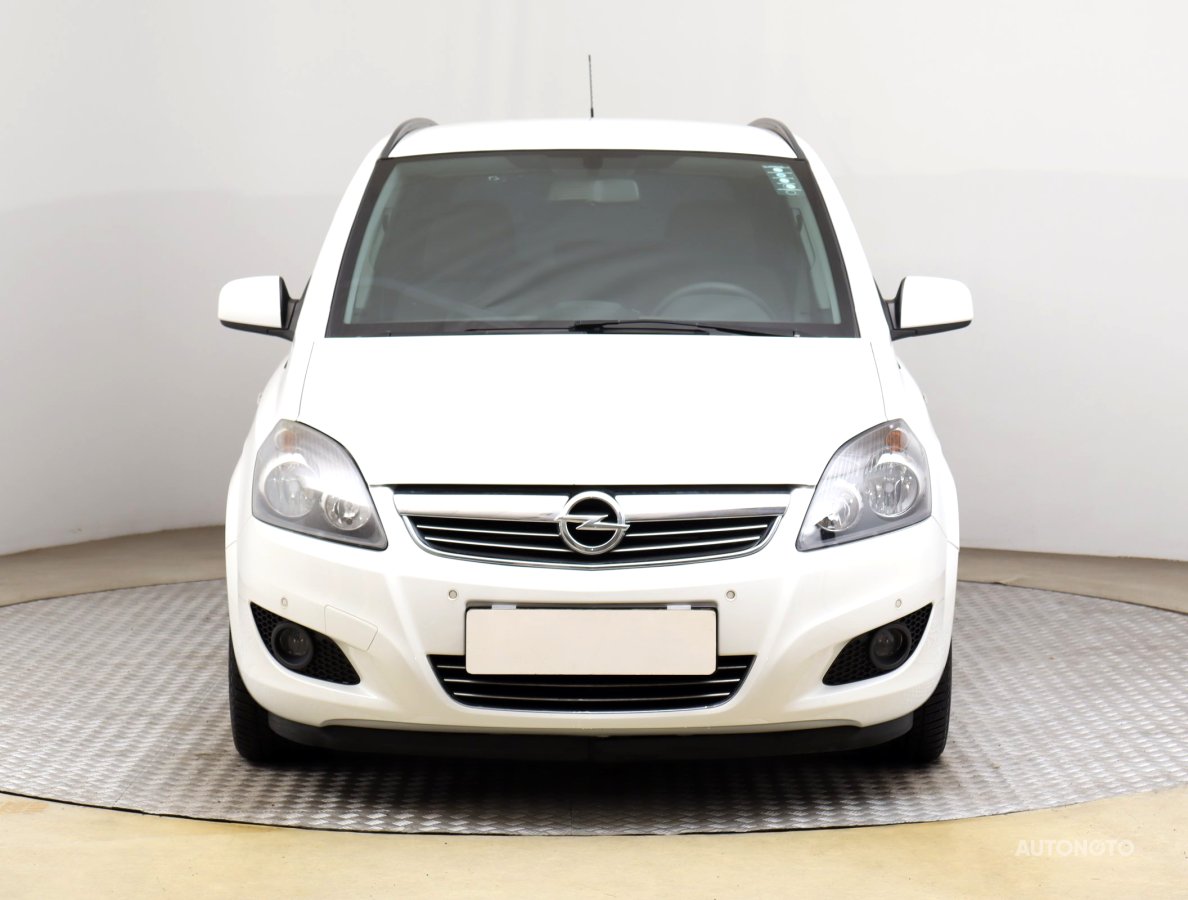 Opel Zafira, 2014 - pohled č. 2