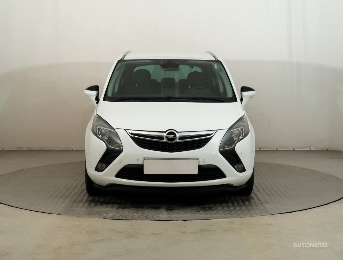Opel Zafira, 2015 - pohled č. 2