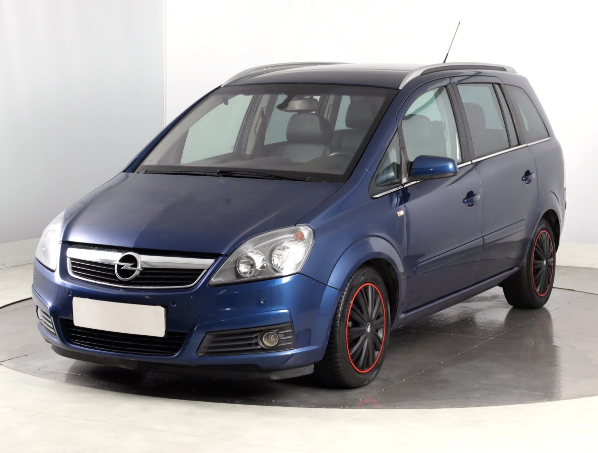 Opel Zafira, 2006 - pohled č. 3