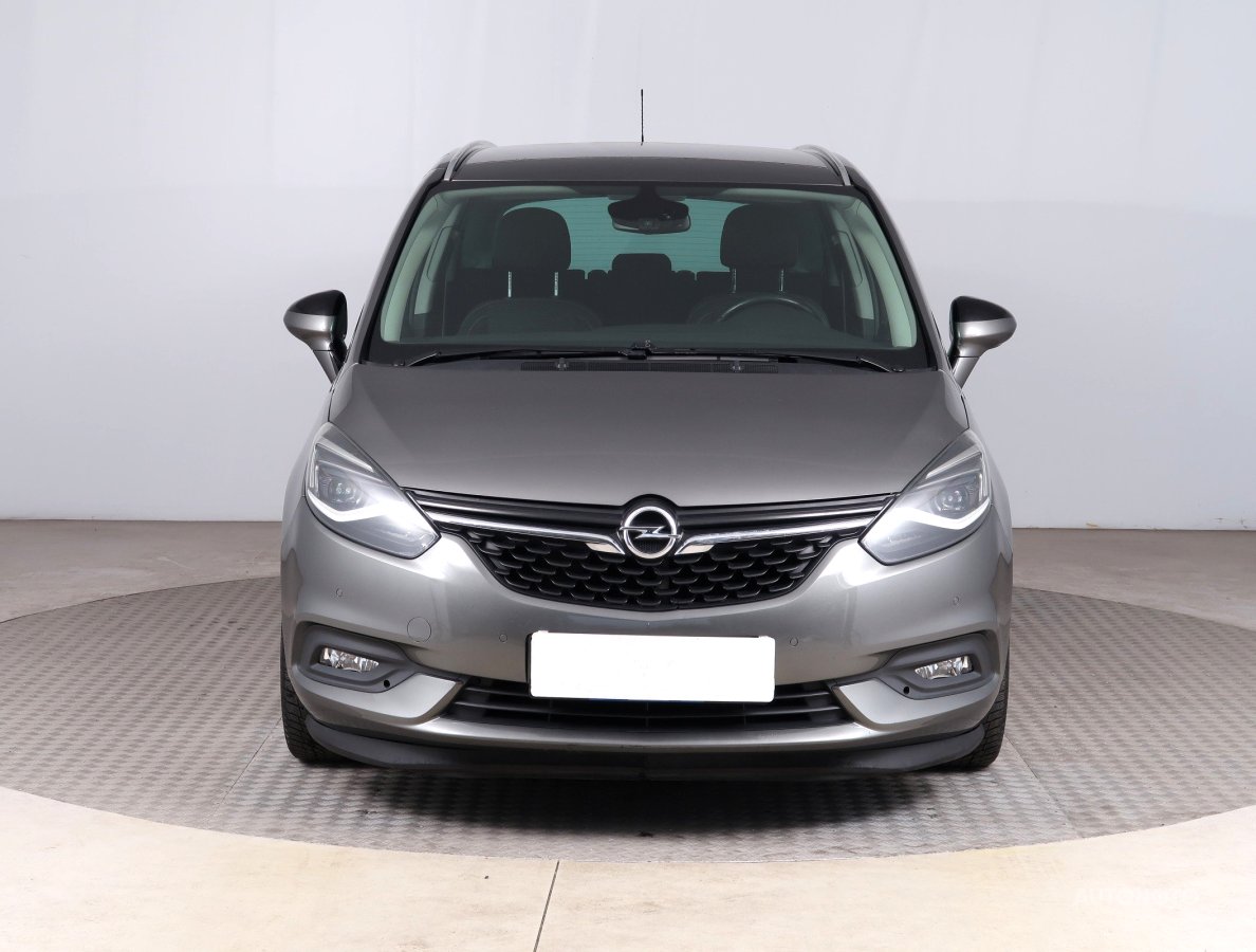 Opel Zafira, 2017 - pohled č. 2