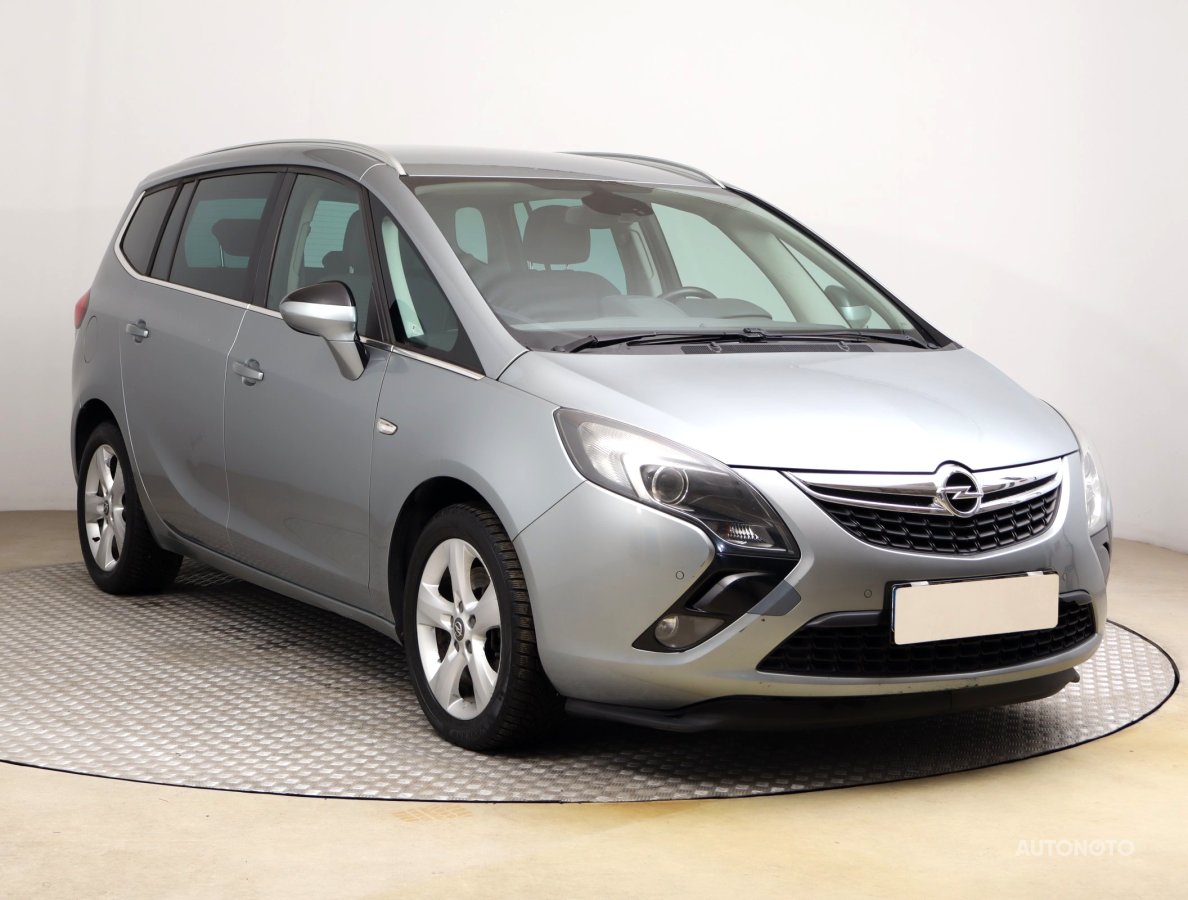 Opel Zafira, 2014 - celkový pohled