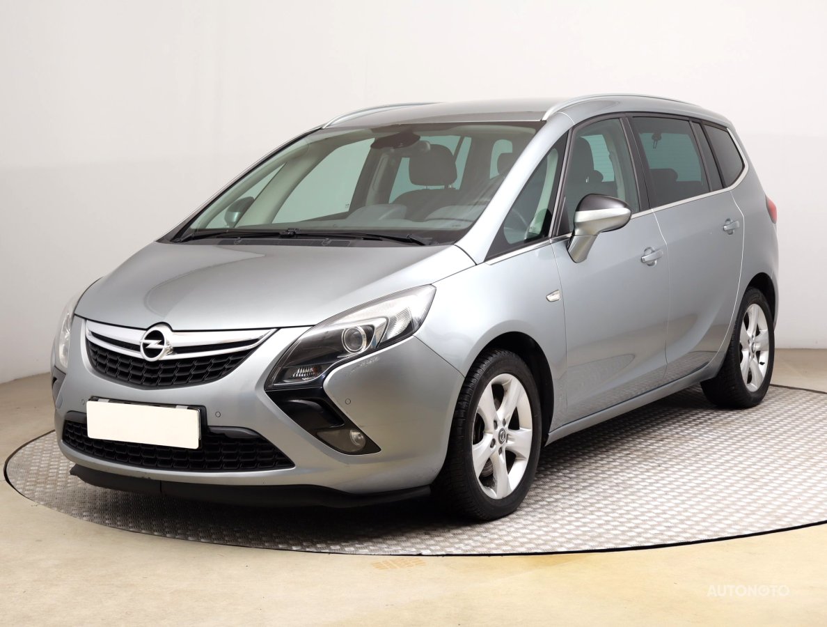 Opel Zafira, 2014 - pohled č. 3