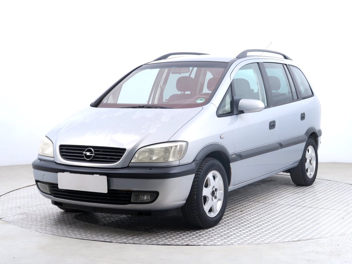 Opel Zafira, 2001 - pohled č. 3