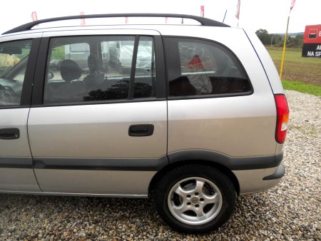 Opel Zafira, 2001 - pohled č. 9