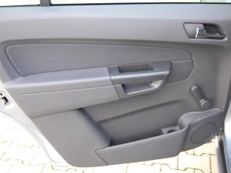 Opel Zafira, 2006 - pohled č. 10