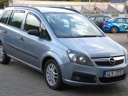 Opel Zafira, 2006 - pohled č. 3