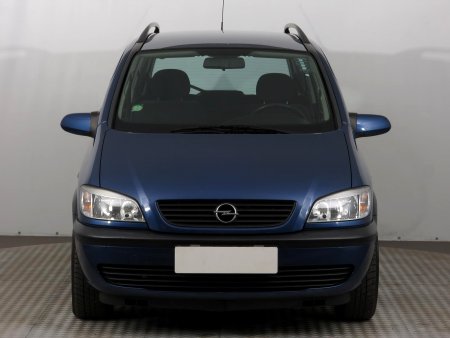 Opel Zafira, 2003 - pohled č. 2