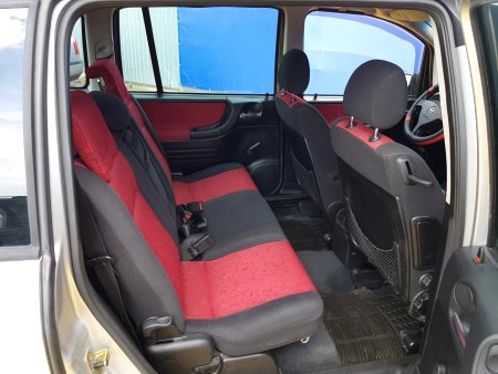 Opel Zafira, 2000 - pohled č. 9