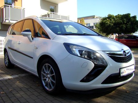 Opel Zafira, 2012 - pohled č. 2