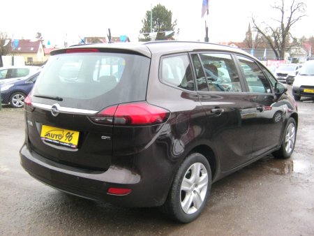 Opel Zafira, 2013 - pohled č. 3