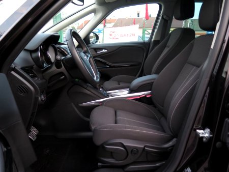 Opel Zafira, 2013 - pohled č. 11
