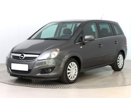 Opel Zafira, 2011 - pohled č. 3