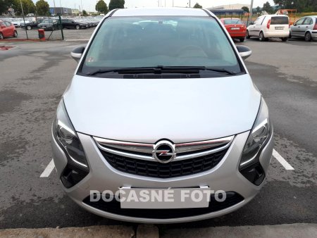 Opel Zafira, 2016 - pohled č. 2