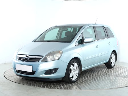 Opel Zafira, 2010 - pohled č. 3