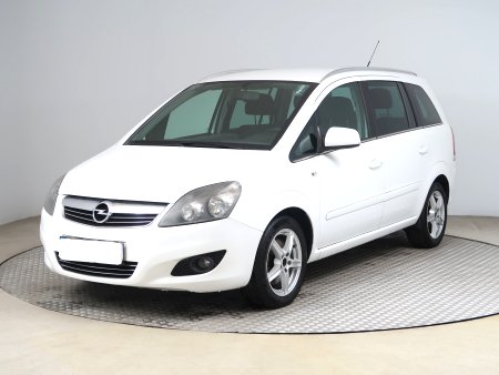 Opel Zafira, 2012 - pohled č. 3