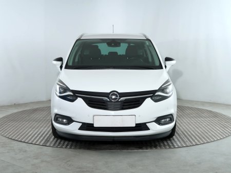 Opel Zafira, 2018 - pohled č. 2
