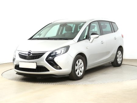 Opel Zafira, 2015 - pohled č. 3