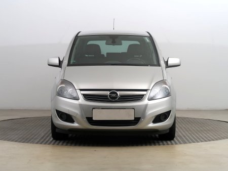 Opel Zafira, 2013 - pohled č. 2