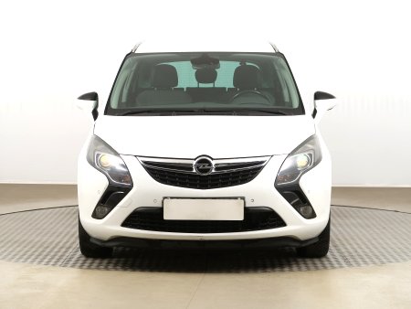 Opel Zafira, 2015 - pohled č. 2