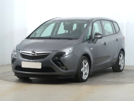 Opel Zafira, 2016 - pohled č. 3