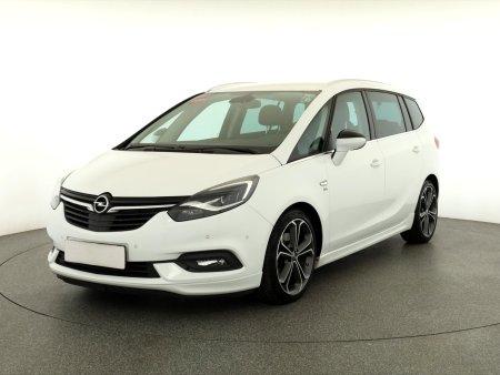 Opel Zafira, 2016 - pohled č. 3