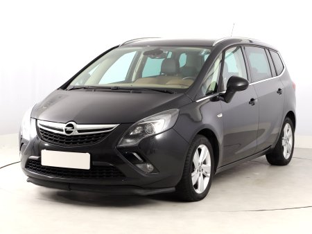 Opel Zafira, 2015 - pohled č. 3