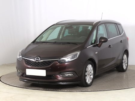 Opel Zafira, 2016 - pohled č. 3