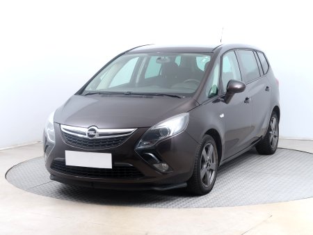 Opel Zafira, 2016 - pohled č. 3