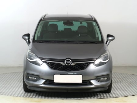 Opel Zafira, 2018 - pohled č. 2