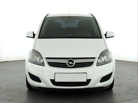 Opel Zafira, 2013 - pohled č. 2