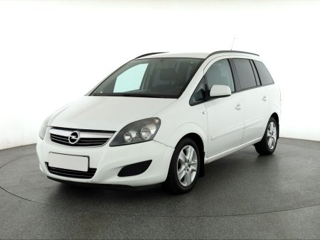 Opel Zafira, 2013 - pohled č. 3