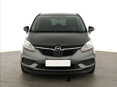 Opel Zafira, 2019 - pohled č. 2