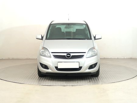 Opel Zafira, 2012 - pohled č. 2