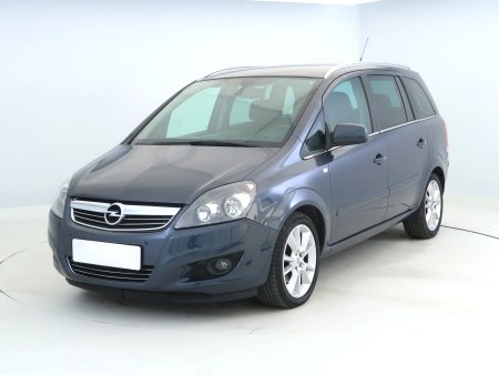Opel Zafira, 2011 - pohled č. 3